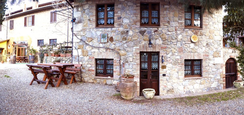 Agriturismo Il Noce Кастільйоне-д'Орчія Екстер'єр фото