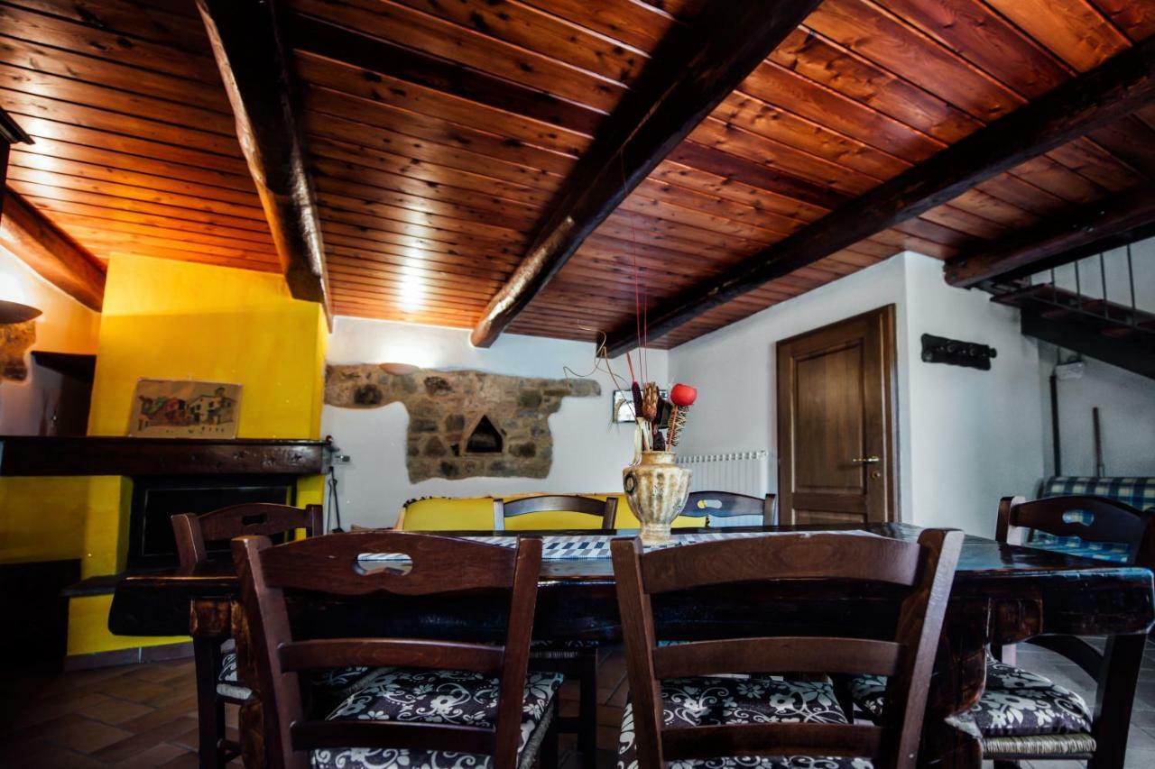 Agriturismo Il Noce Кастільйоне-д'Орчія Екстер'єр фото