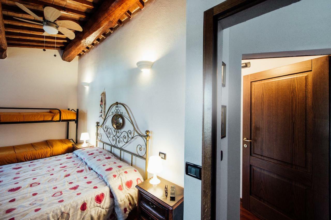 Agriturismo Il Noce Кастільйоне-д'Орчія Екстер'єр фото