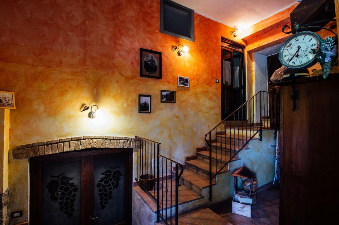 Agriturismo Il Noce Кастільйоне-д'Орчія Екстер'єр фото